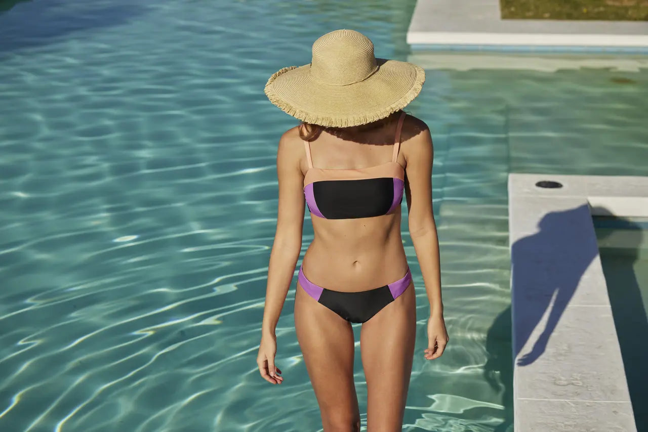 Swim Tops: An Essential for Your Beach Day Wardrobe